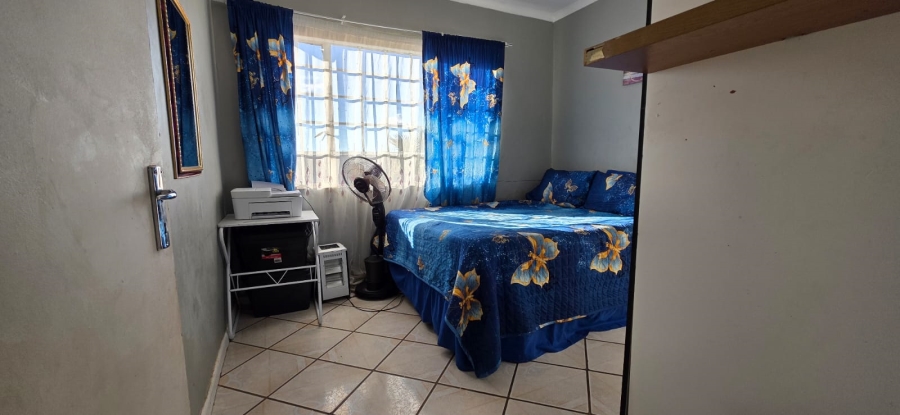 2 Bedroom Property for Sale in Keidebees Northern Cape
